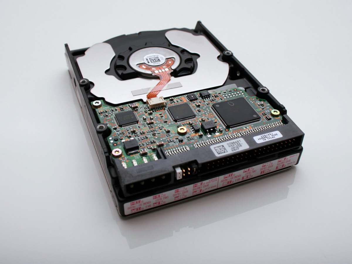 データ復旧のためのハードディスク